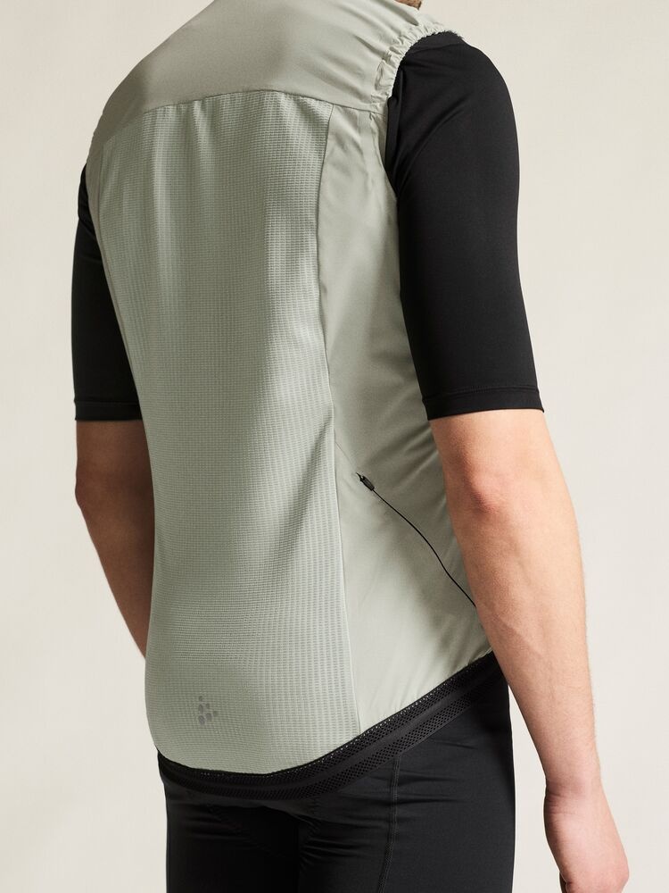 C17323-9310_Endur20Light20Wind20Vest20M_closeup7