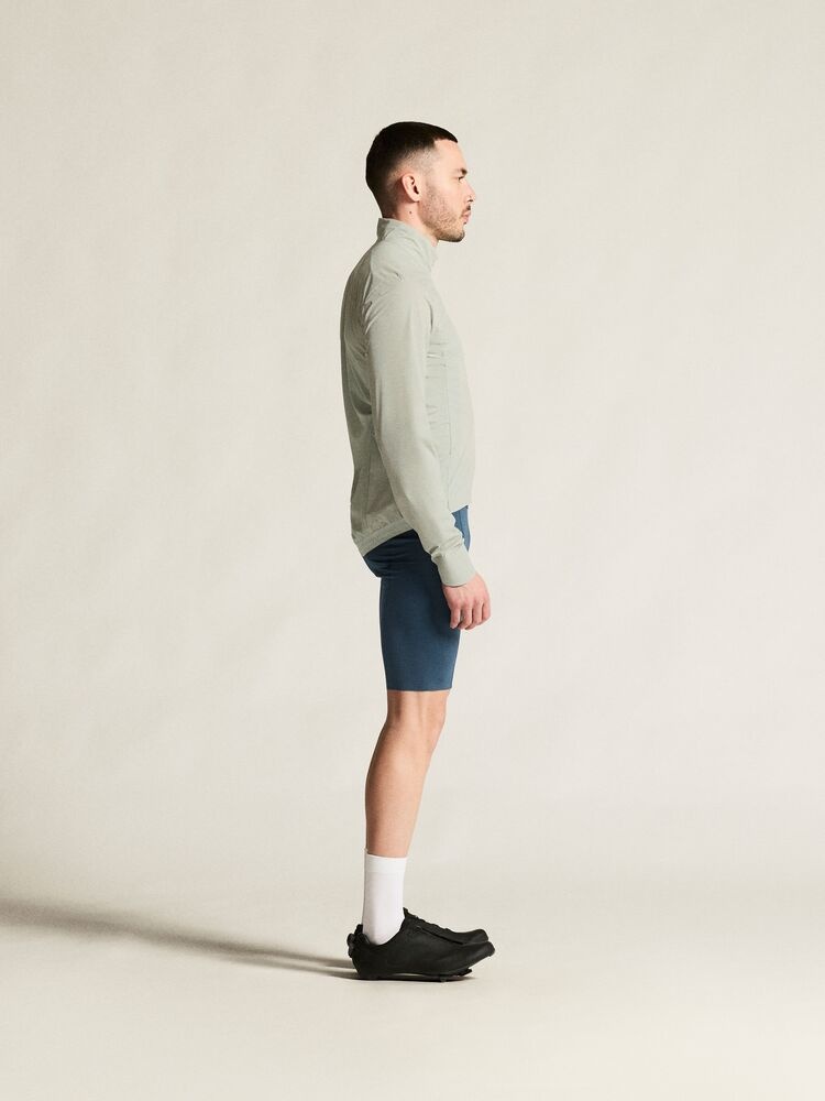 C17325-9310_Endur20Light20Wind20Jacket20M_closeup2-1
