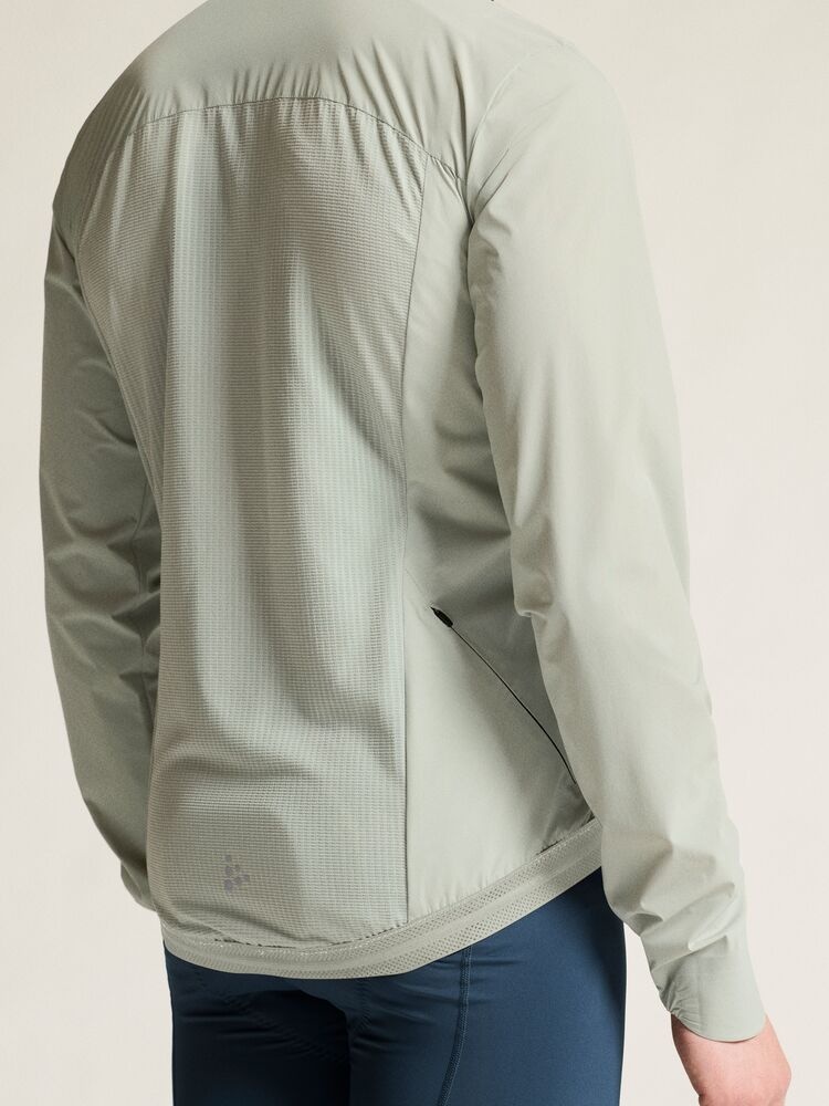 C17325-9310_Endur20Light20Wind20Jacket20M_closeup7-1