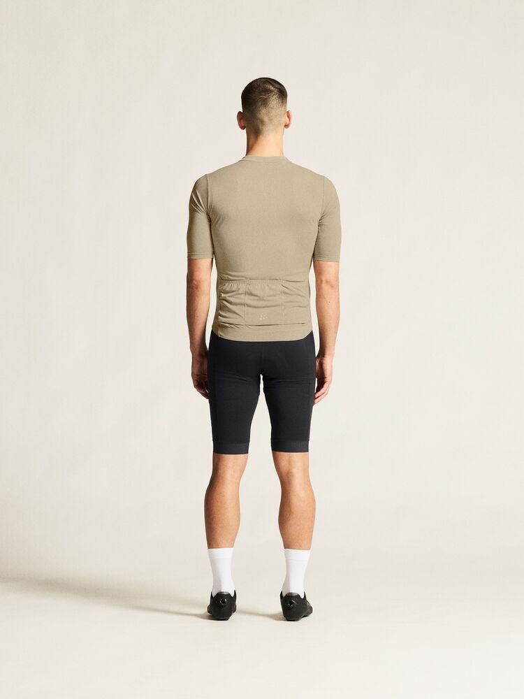 C17328-9990_Endur20Cargo20Shorts20C320M_closeup3