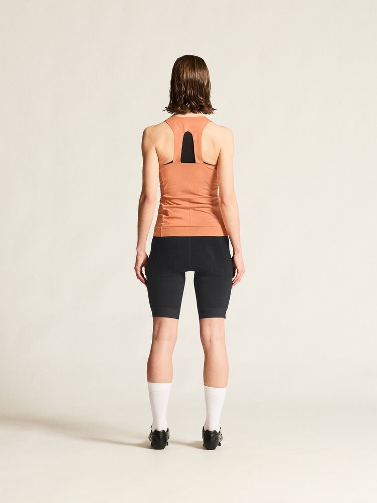 C17330-9990_Endur20Cargo20Shorts20C320W_closeup3