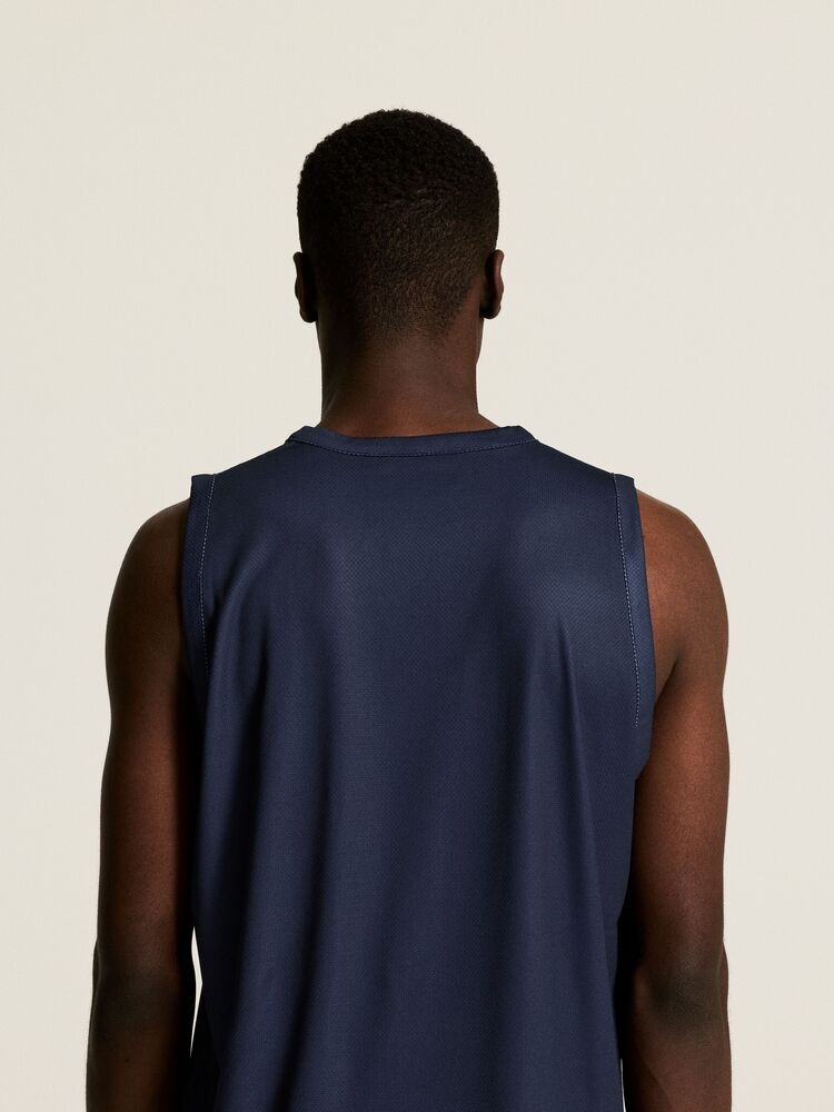 C17878-390W_Basket20220Reversible20Singlet20M_closeup8