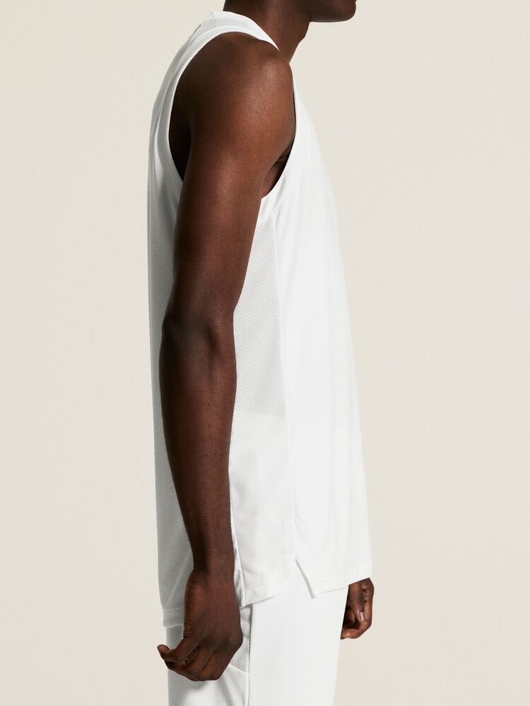 C17884-1000_Basket20220Singlet20Contrast20M_closeup8