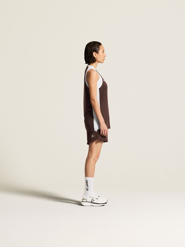 C17885-286W_20Basket20220Singlet20Contrast20W_closeup2