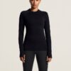 C18090-9990_Wool20Comfort20RN20LS20W_closeup4