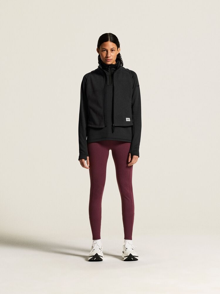 C18114-9990_Explore20Power20Fleece20Half20Zip20W_closeup1