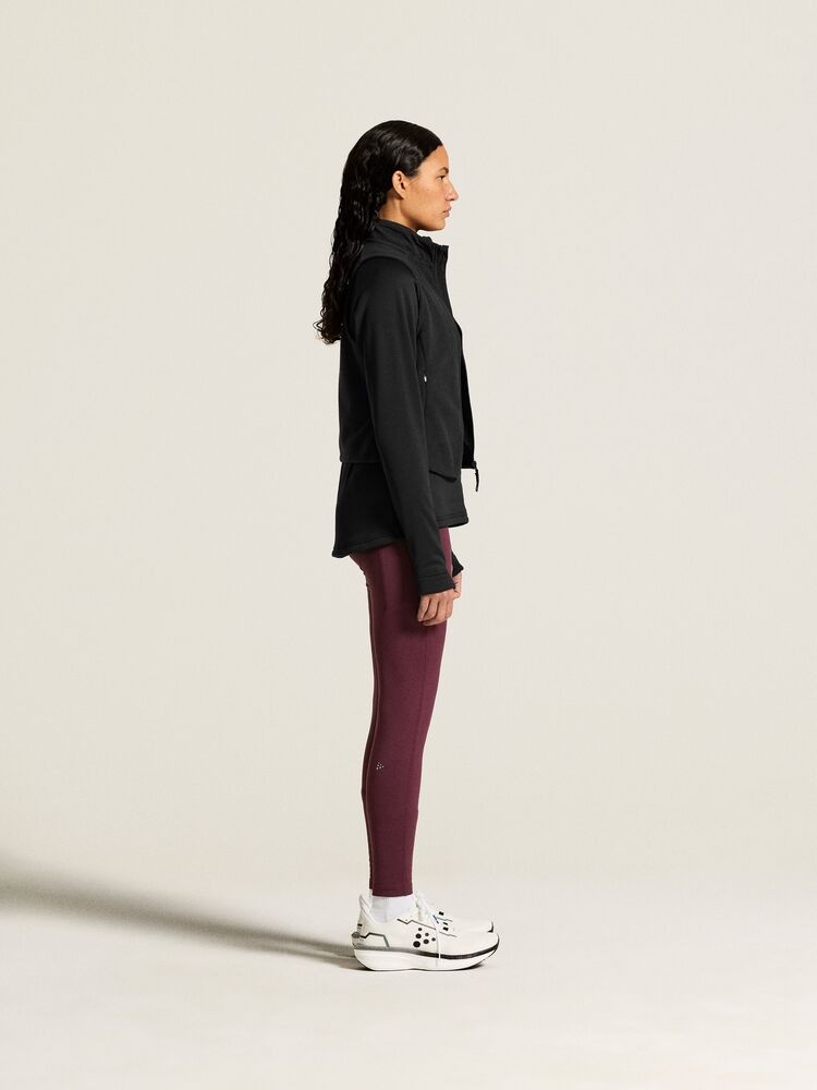C18114-9990_Explore20Power20Fleece20Half20Zip20W_closeup2