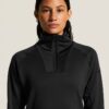 C18114-9990_Explore20Power20Fleece20Half20Zip20W_closeup5