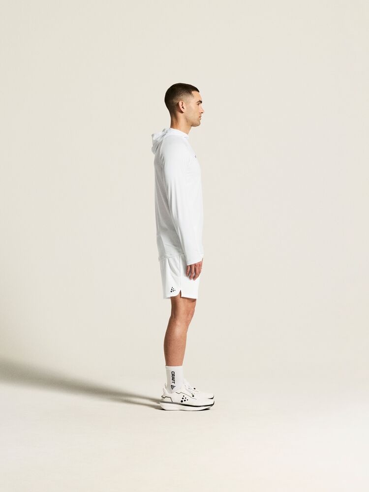 C17896-1000_Ability20Long20Sleeve20Hood20M_closeup2-1