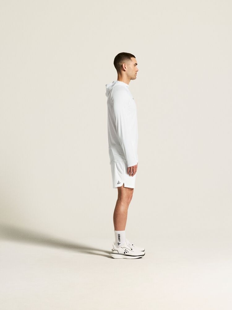 C17896-1000_Ability20Long20Sleeve20Hood20M_closeup2