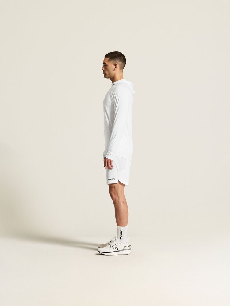 C17896-1000_Ability20Long20Sleeve20Hood20M_closeup4-1
