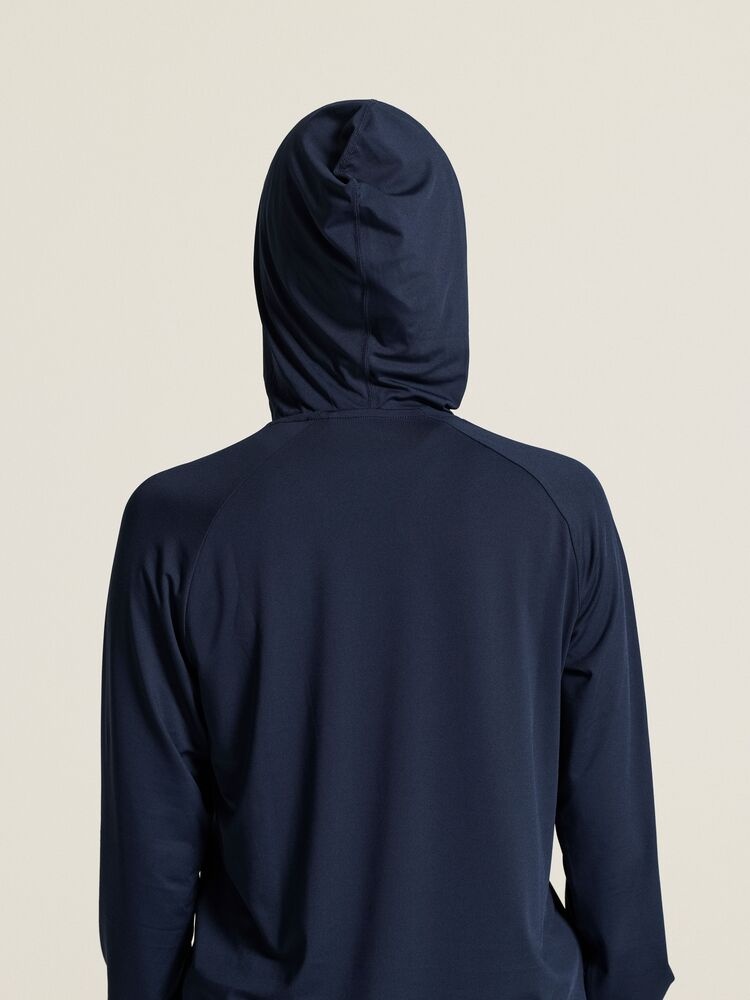 C17897-3900_Ability20Long20Sleeve20Hood20W_closeup9