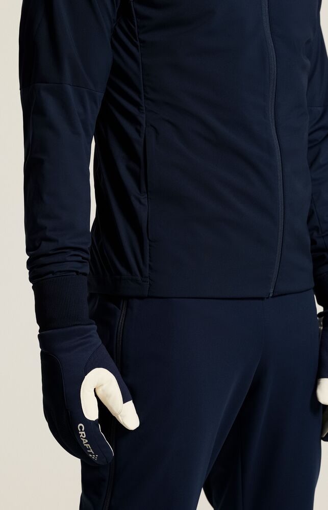C17900-3960_Nordic20Club202.020Jacket20M_closeup_089