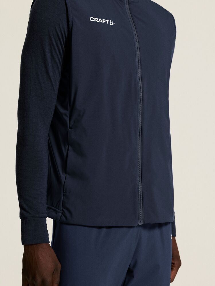 C17903-3960_Nordic20Club20220Vest20M_closeup8