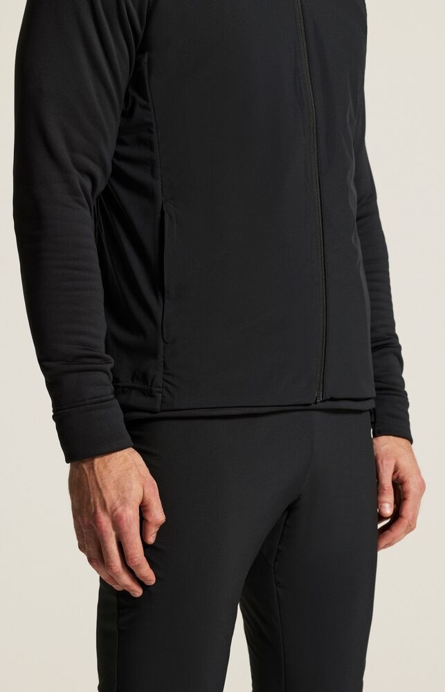 C17903-9990_Nordic20Club202.020Vest20M_closeup_238