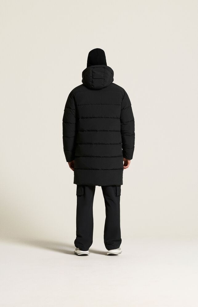 C18079-9990_Urban20Padded20Coat20M_closeup_035