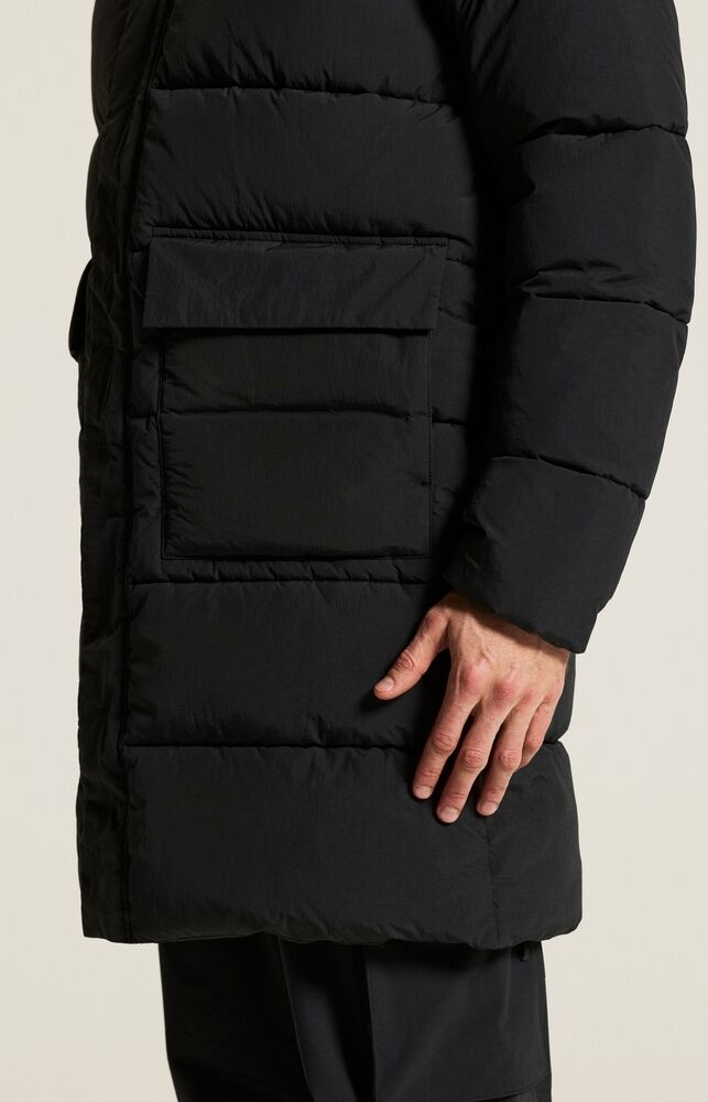 C18079-9990_Urban20Padded20Coat20M_closeup_106