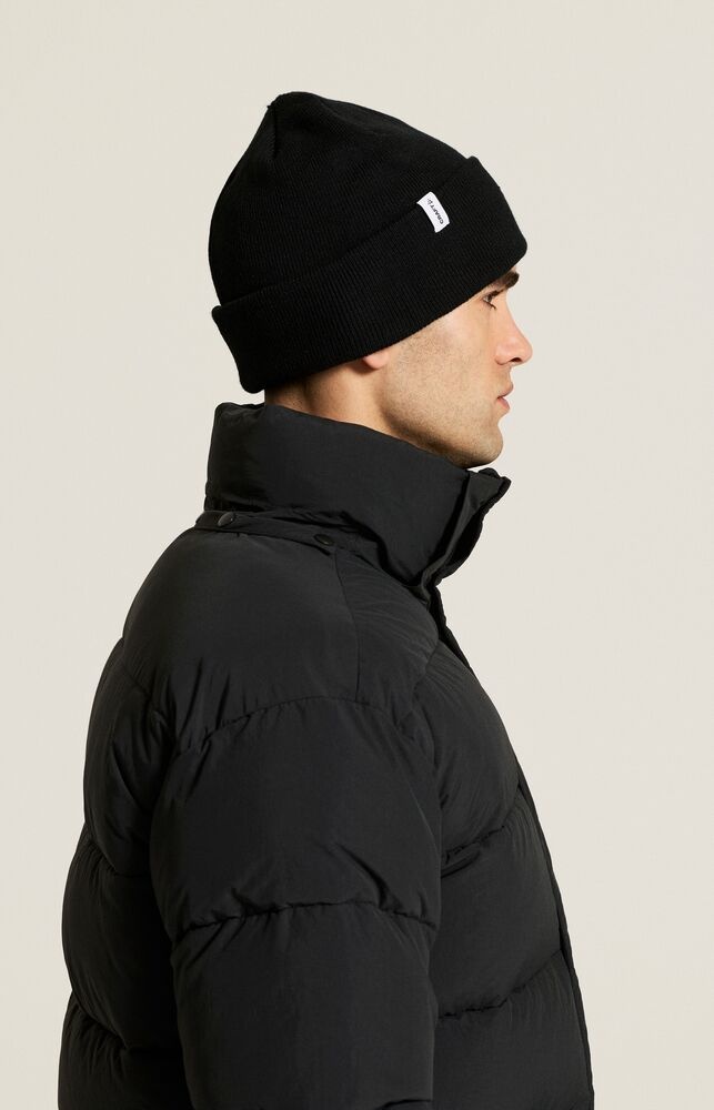 C18079-9990_Urban20Padded20Coat20M_closeup_222