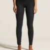 C18082-9990_Thermal20Baselayer20Set20220W_closeup11