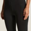 C18082-9990_Thermal20Baselayer20Set20220W_closeup_134