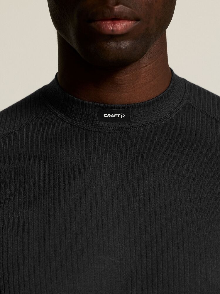 C19416-9990_Classic20Baselayer20Set20M_closeup_5