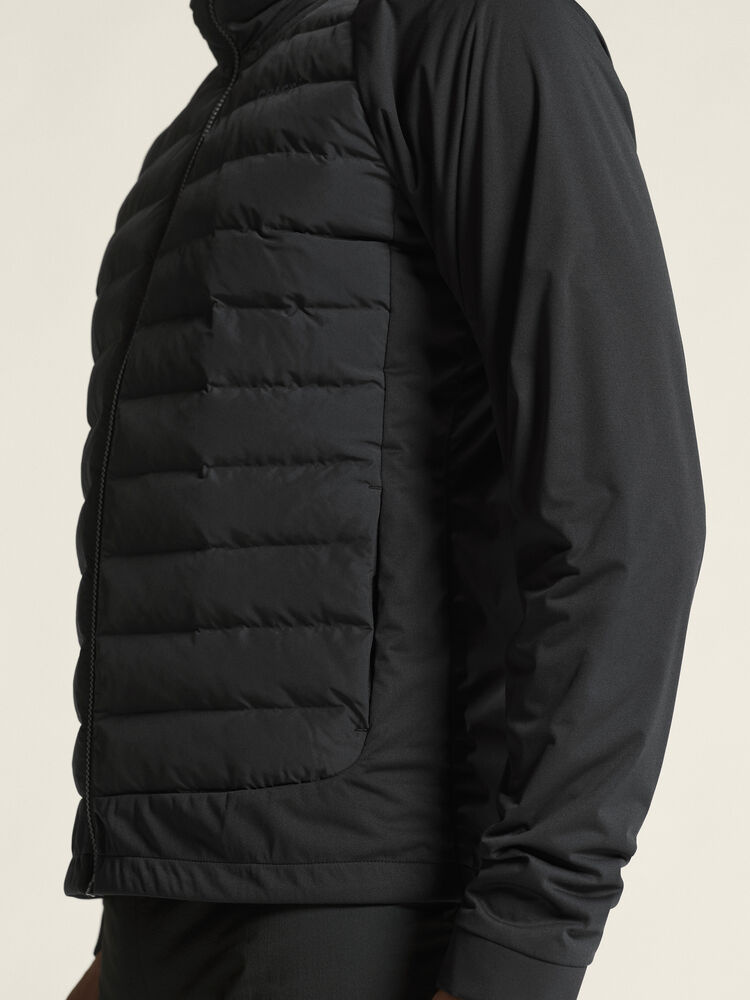 1915281-999000_Adv20Pursuit20Thermal20Jacket20M_closeup7