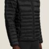 C17924-9990_Ability20Isolate20Jacket20M_closeup8