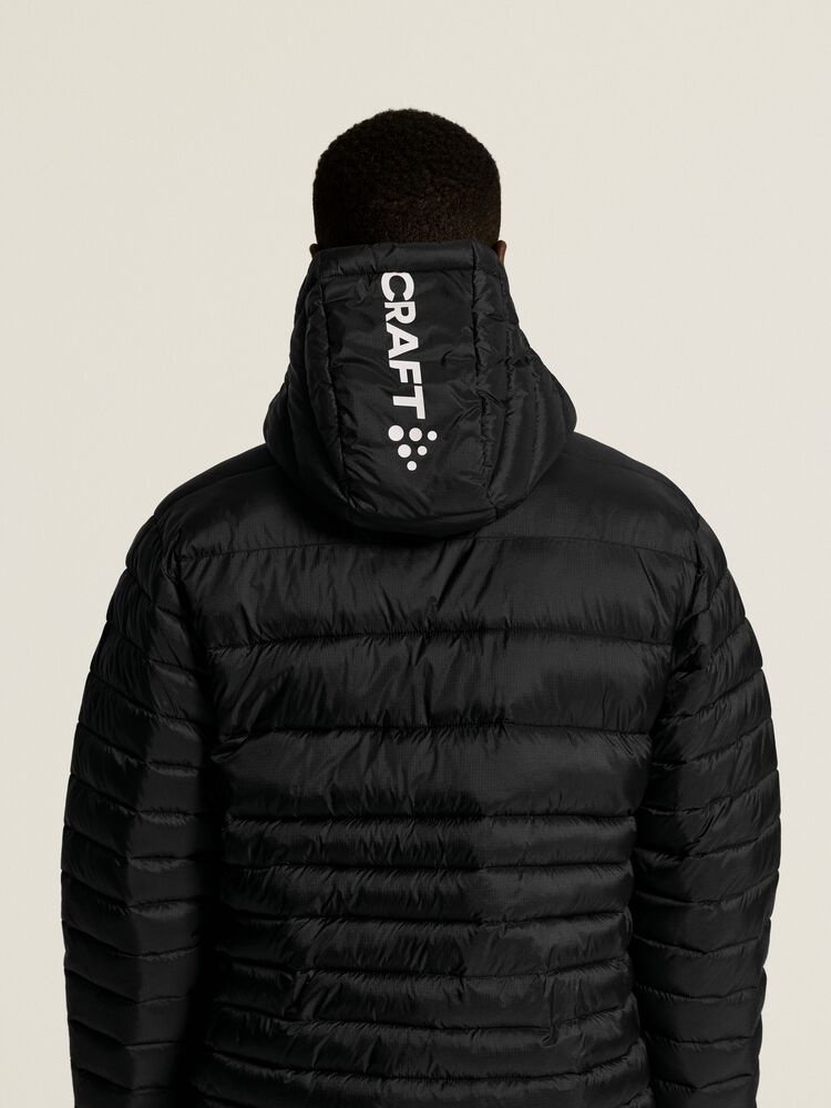 C17924-9990_Ability20Isolate20Jacket20M_closeup9