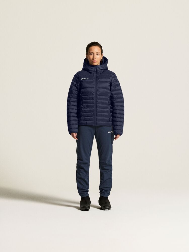 C17925-3900_Ability20Isolate20Jacket20W_closeup1