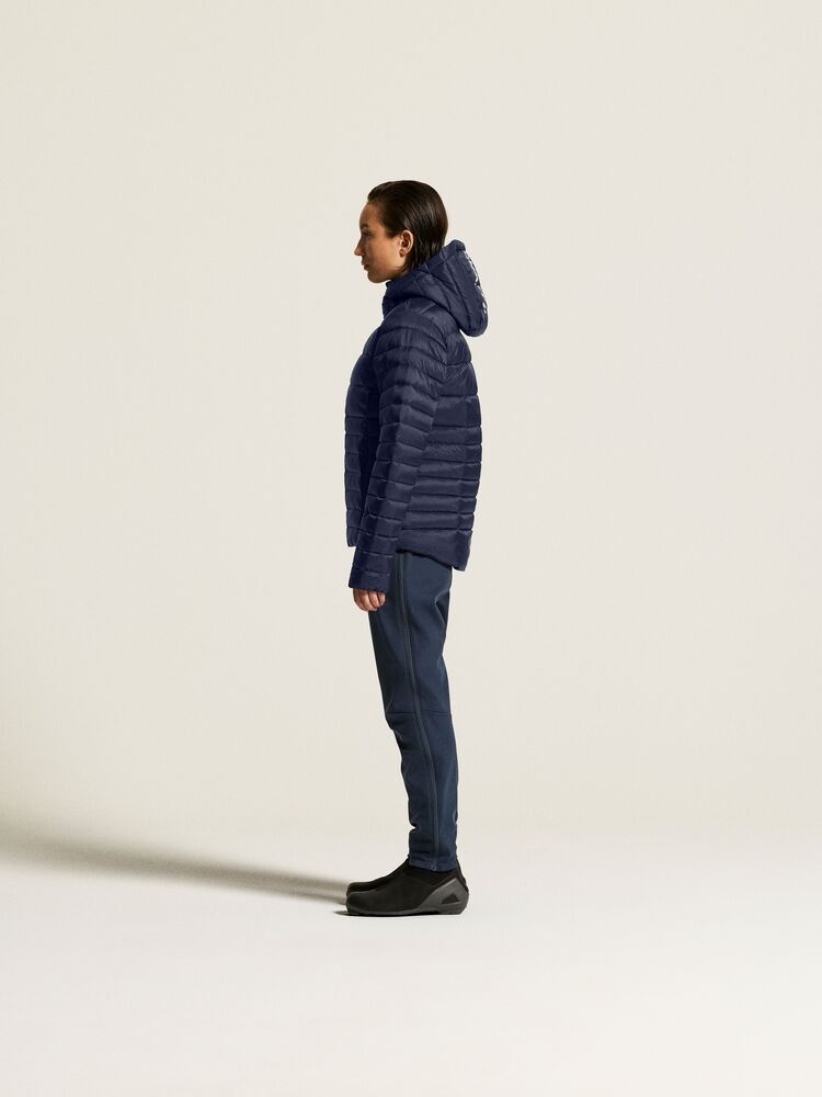 C17925-3900_Ability20Isolate20Jacket20W_closeup4