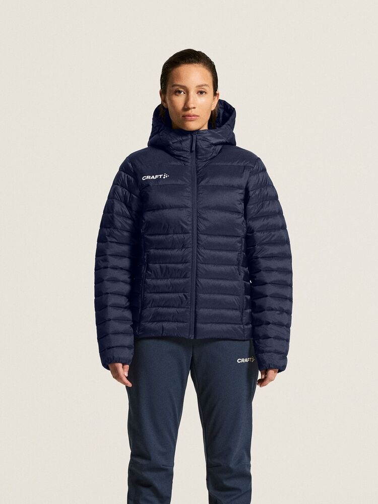 C17925-3900_Ability20Isolate20Jacket20W_closeup5